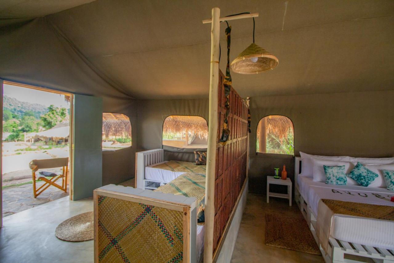Готель Wild Glamping Gal Oya - Thema Collection Galgamuwa  Екстер'єр фото